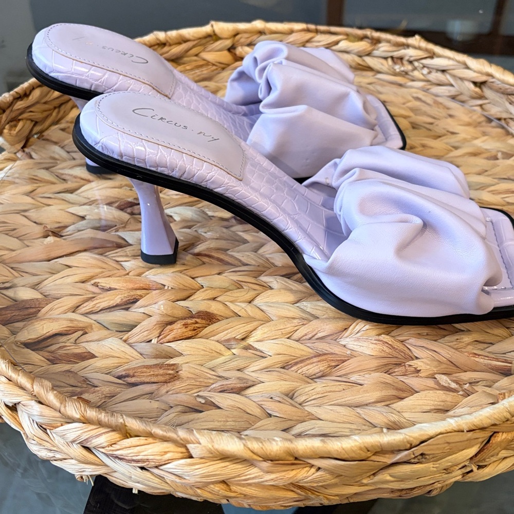 Circus by Sam Edelman Lilac Ruched Slide Mules size 7.5 - Picture 4 of 7